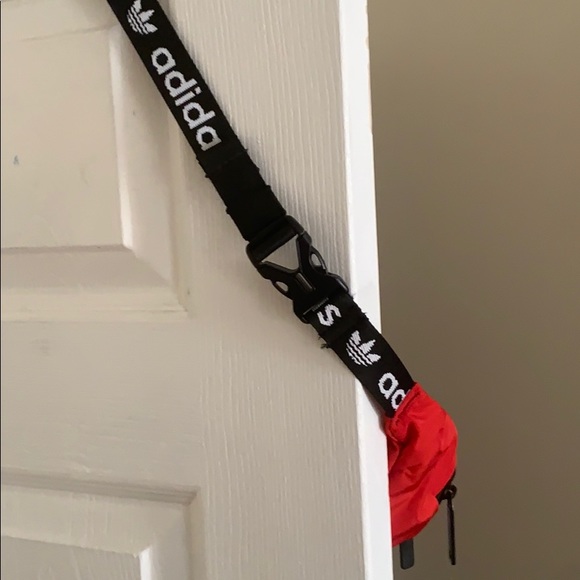 Adidas waist bag - Picture 2 of 2